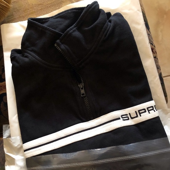 supreme half zip warm up black